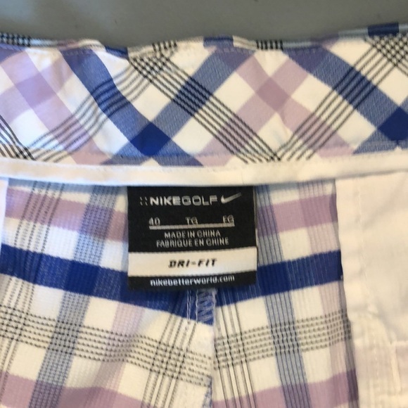 Nike Dri-Fit golf shorts. Size 40 - Picture 2 of 3